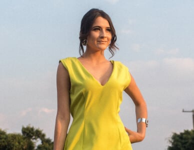 Article about styling tips for party outfits